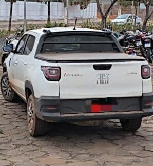 PRF apreende caminhonete em Imperatriz por suspeita de apropriação indébita