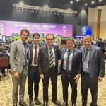 Paes leva base da Câmara em comitiva para defender candidatura