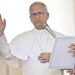 Papa Leão XIV convoca fiéis ao jejum e à oração