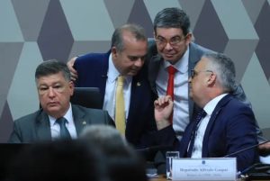 Para blindar irmão de Lula, base aceita que CPI do