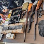 Polícia Civil prende 13 pessoas em ação contra grupo especializado