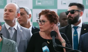 Por 9 votos a 2, Zambelli é condenada pela segunda