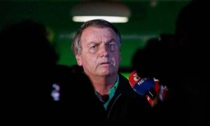 Prisão de Bolsonaro: 53% das menções foram favoráveis e 47%