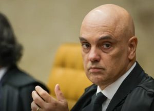 Prisão domiciliar impõe novas medidas a Bolsonaro após descumprimento de