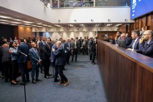Propostas econômicas do governo devem enfrentar resistência entre deputados na