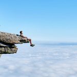 Qual a diferença entre penhasco, precipício, abismo e desfiladeiro?