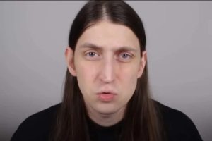 Quem é Felca, youtuber que expôs crimes contra menores na