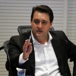 Ratinho Jr. corta R$ 1,5 bilhão do orçamento das prefeituras