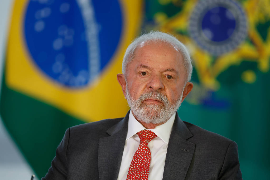 Rejeição a Lula permanece alta entre evangélicos e classe média,