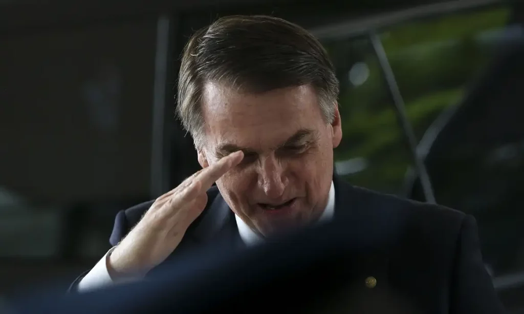 Relatório da PF diz que Bolsonaro movimentou R$ 30,5 milhões