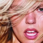 Reneé Rapp lança o segundo álbum de estúdio, “Bite Me”