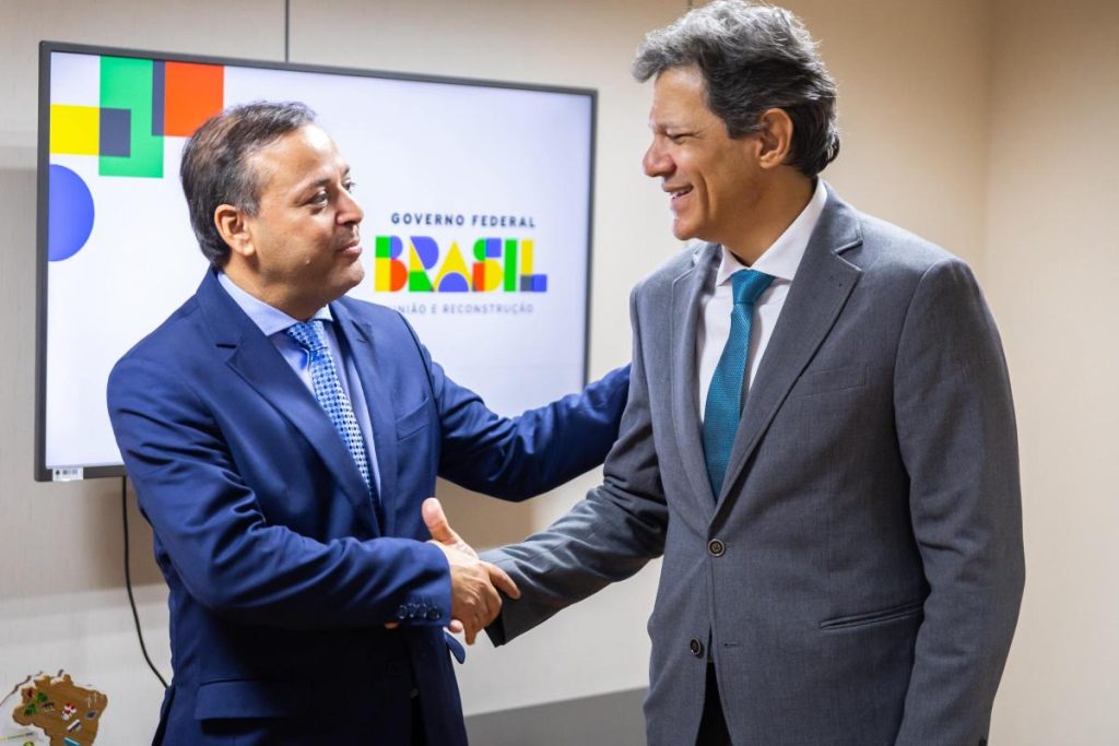 Rodrigo Neves e Fernando Haddad anunciam financiamento para o primeiro