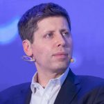 Sam Altman pode apoiar rival da Neuralink, de Elon Musk