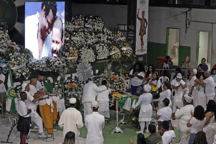 Sambista perfeito: Arlindo é celebrado com festa no Império Serrano