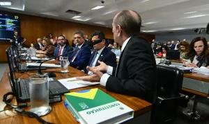 Senado aprova projeto contra a “adultização” de crianças