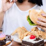 Sente fome o tempo todo? Veja quando isso pode ser