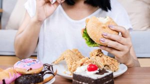Sente fome o tempo todo? Veja quando isso pode ser