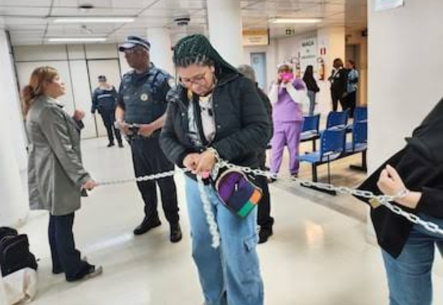 Servidores protestam contra fechamento da maternidade do HSPM e repudiam