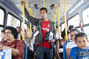 Som alto será proibido nos transportes coletivos do Rio –
