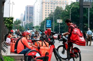 Suspensão de processos sobre pejotização não inclui motoristas e entregadores