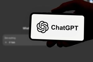 Tragédia com adolescente leva OpenAI a criar controles parentais no