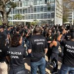 União propõe 18% de reajuste a policiais civis do DF,