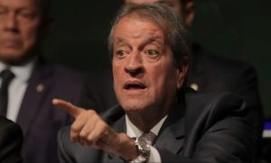 Valdemar recorre ao STF para tentar ver Bolsonaro em prisão