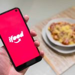iFood lança IA no WhatsApp que pode ajudar a vender