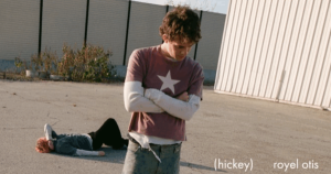 novo álbum, “hickey”, já está disponível