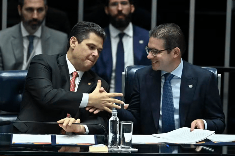 ‘atitude arbitrária’ – Agenda do Poder