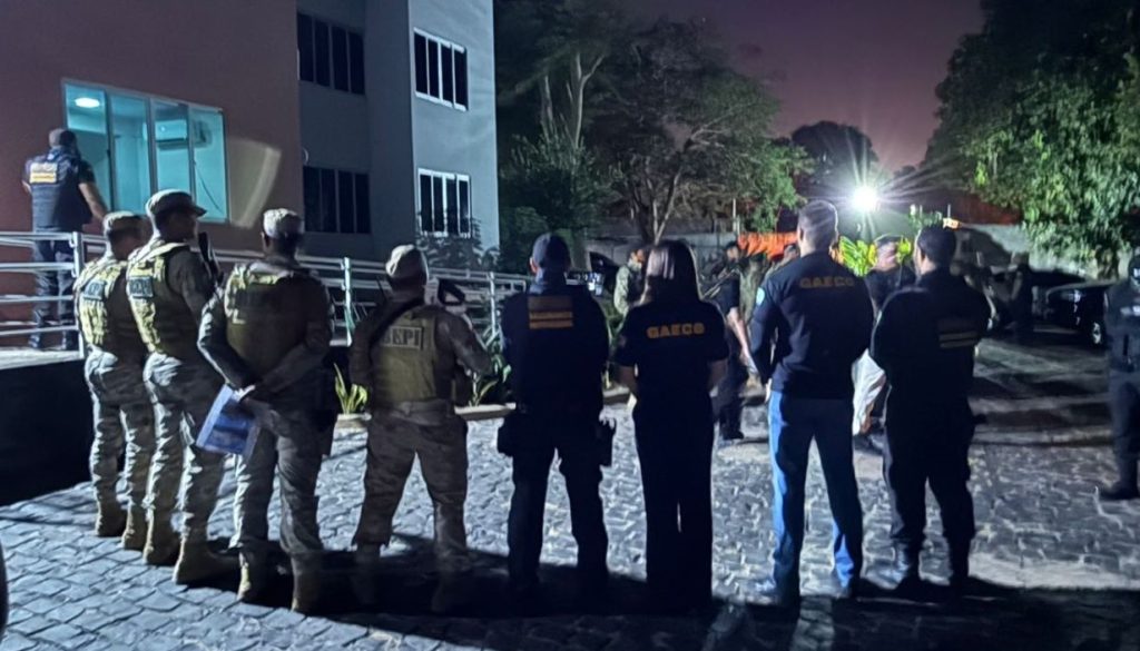 Aeronaves, embarcações e veículos são apreendidos de grupo criminoso no