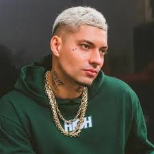 Alerj aprova concessão da medalha Tiradentes para o rapper Filipe