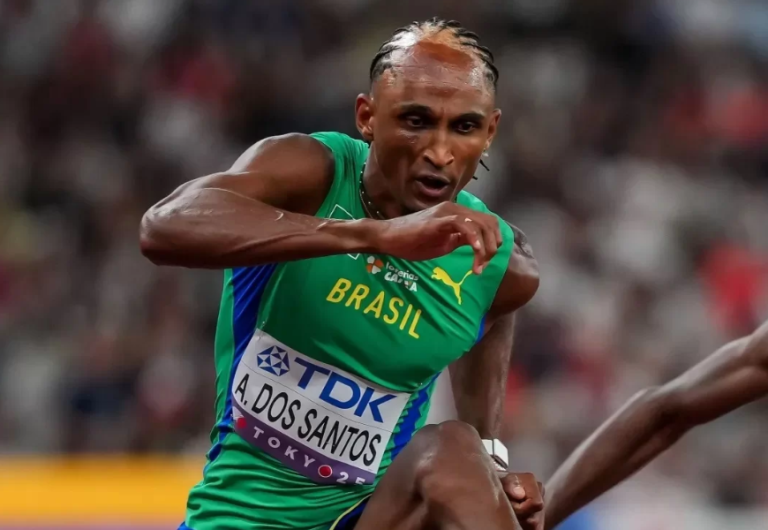 Alison dos Santos conquista a prata nos 400m com barreiras