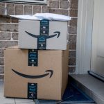 Amazon lança agente de IA para automatizar tarefas de vendedores