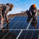 Apagão? Aneel discute riscos do excesso de energia solar no