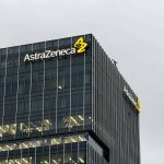 AstraZeneca é 2ª farmacêutica a suspender investimentos no Reino Unido