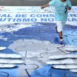 Autismo: nova linha de cuidado pede teste a partir dos