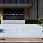 Boletim Focus: mercado reduz projeções de inflação para 2025, mas