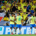 Brasil encanta Maracanã, derrota Chile e consolida caminho para a