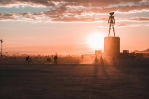 Burning Man: assassinato choca festival ligado ao Vale do Silício