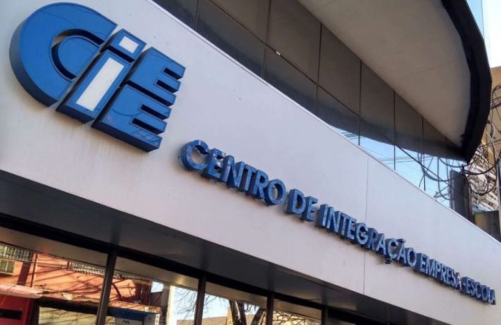 CIEE abre inscrições para empregar mais de 8 mil jovens;