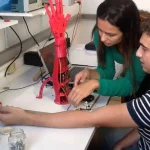 CNI aponta 16 profissões do futuro na indústria