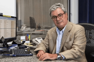 Chiquinho Brandão, fundador da FSB, receberá a Medalha Tiradentes da