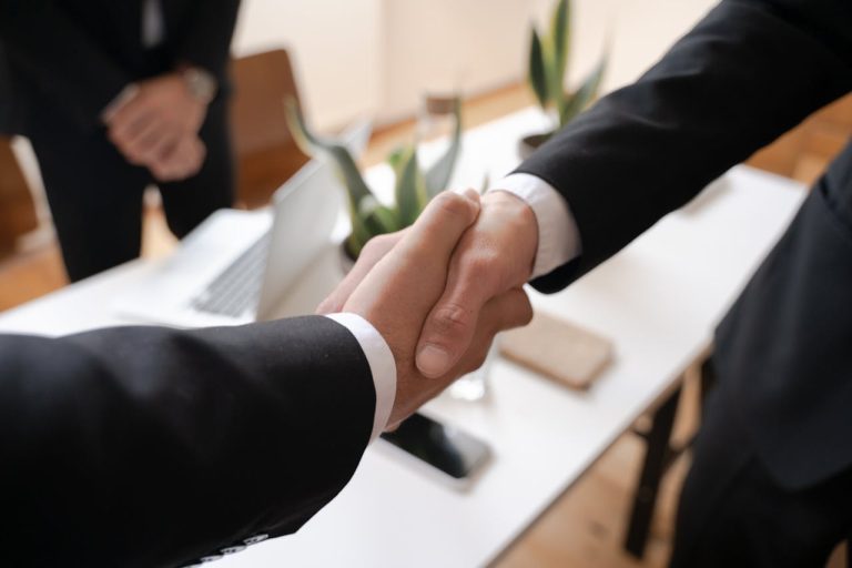 Como Ser um Vendedor de Consórcio: Guia Completo para Iniciar
