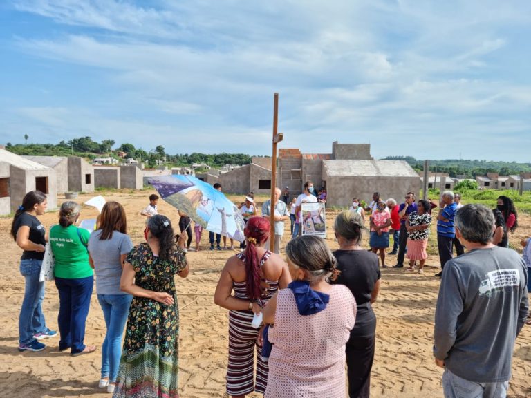 DPE suspende decisão que afetaria mais de 60 famílias em