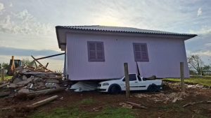 Defesa Civil confirma tornado em cidade brasileira