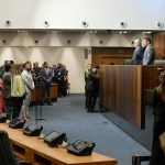 Deputado Douglas Gomes pede minuto de silêncio por morte de
