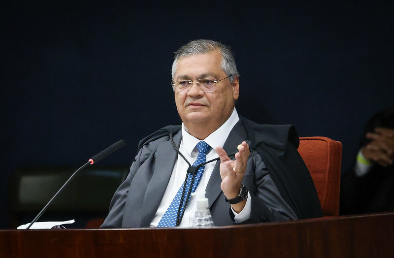 Dino cobra plano de fiscalização da AGU e TCU sobre