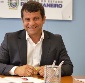 Dr. Luizinho vai relatar projeto de regulação do streaming no