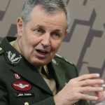 EUA avaliam revogar visto de comandante do Exército brasileiro, general